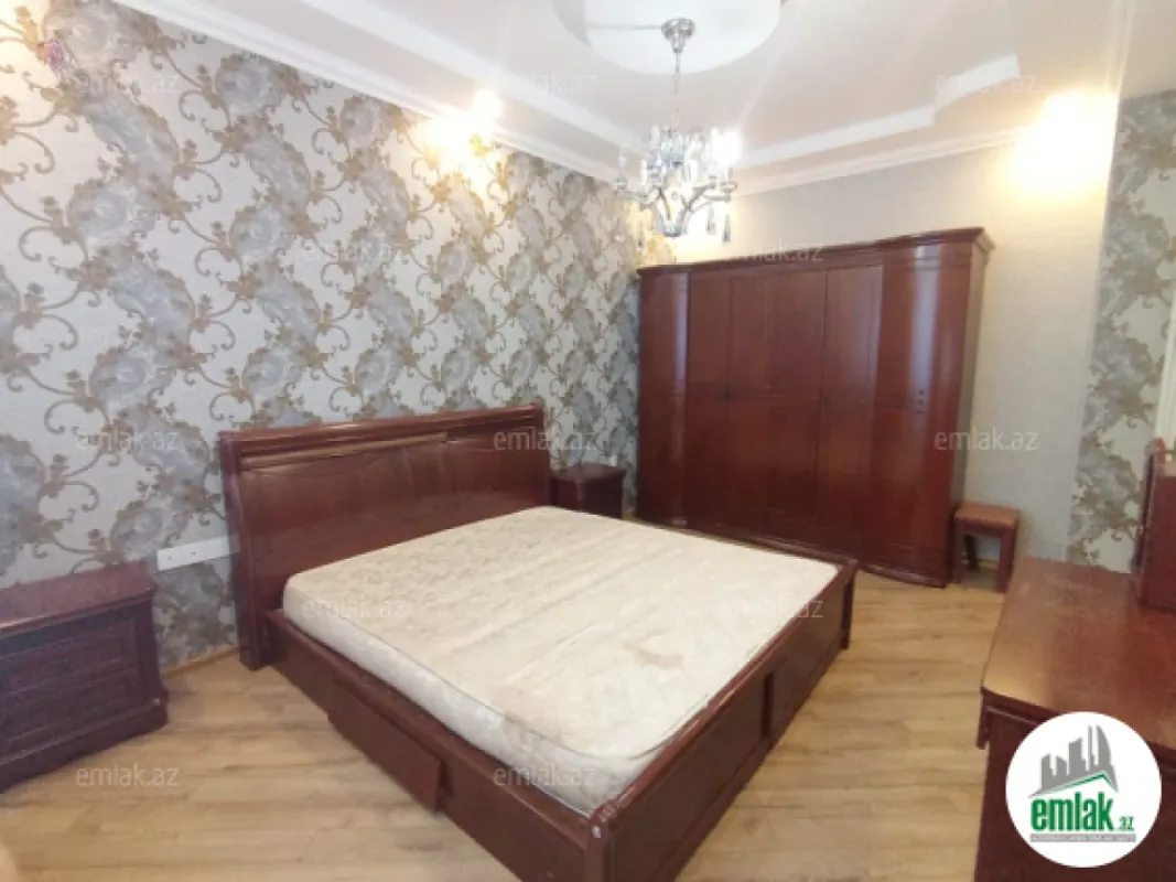 Satılır 3 otaqlı yeni tikili 150 m²