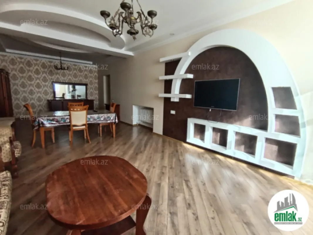 Satılır 3 otaqlı yeni tikili 150 m²