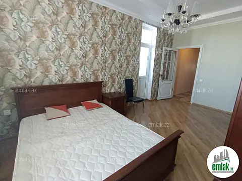 Satılır 3 otaqlı yeni tikili 150 m²