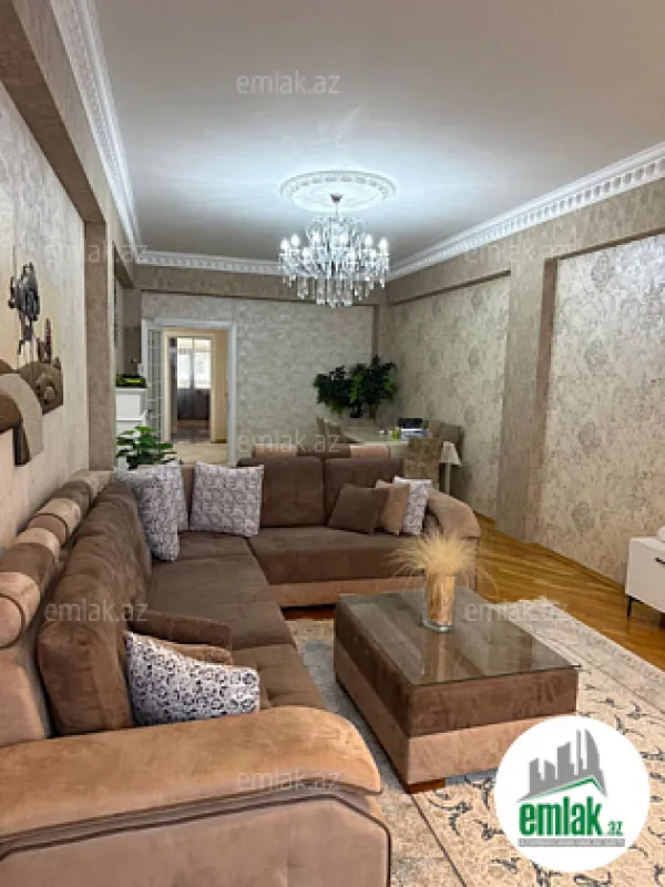 Satılır 3 otaqlı yeni tikili 118 m²