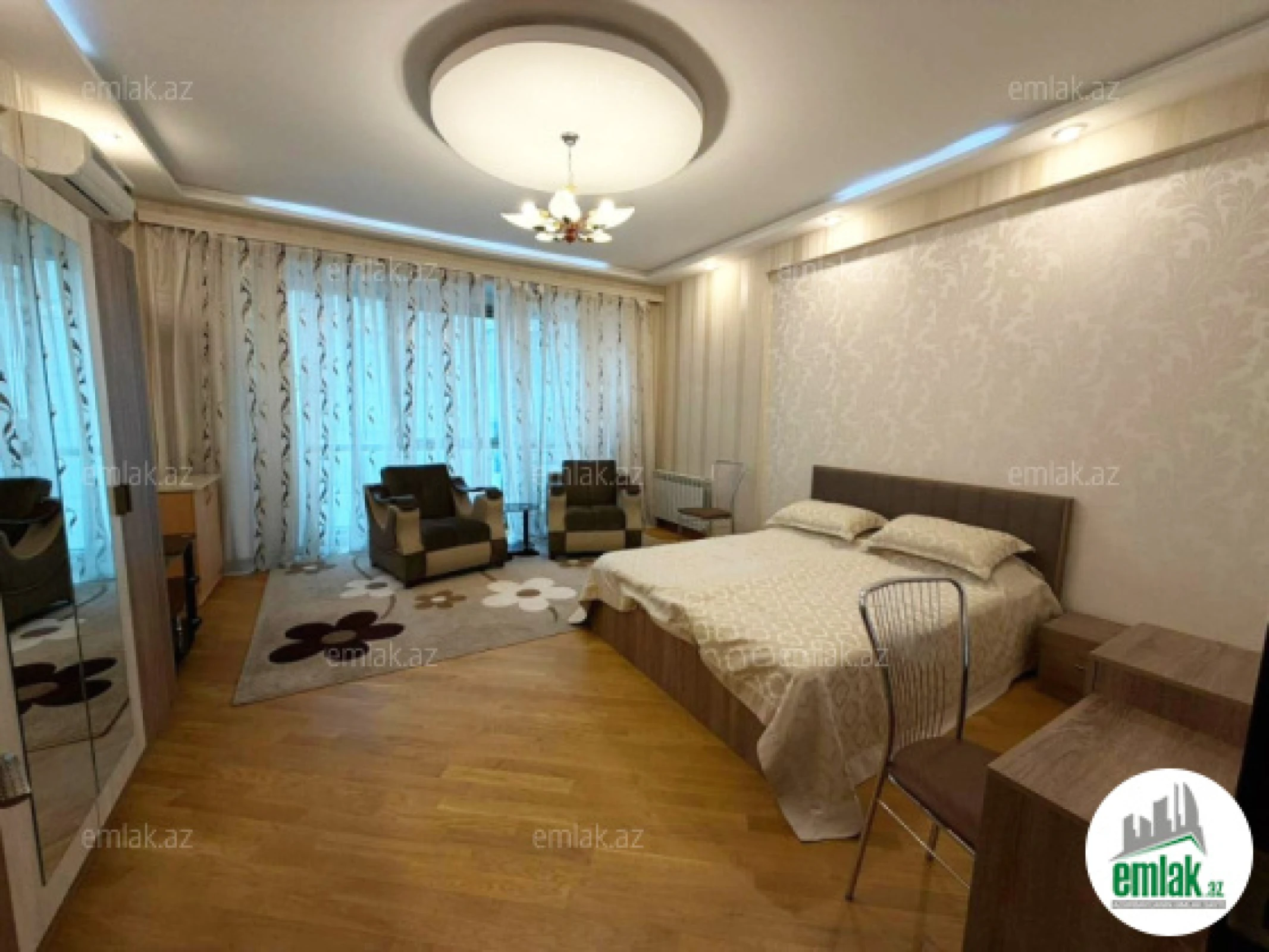 Satılır 2 otaqlı yeni tikili 80 m²