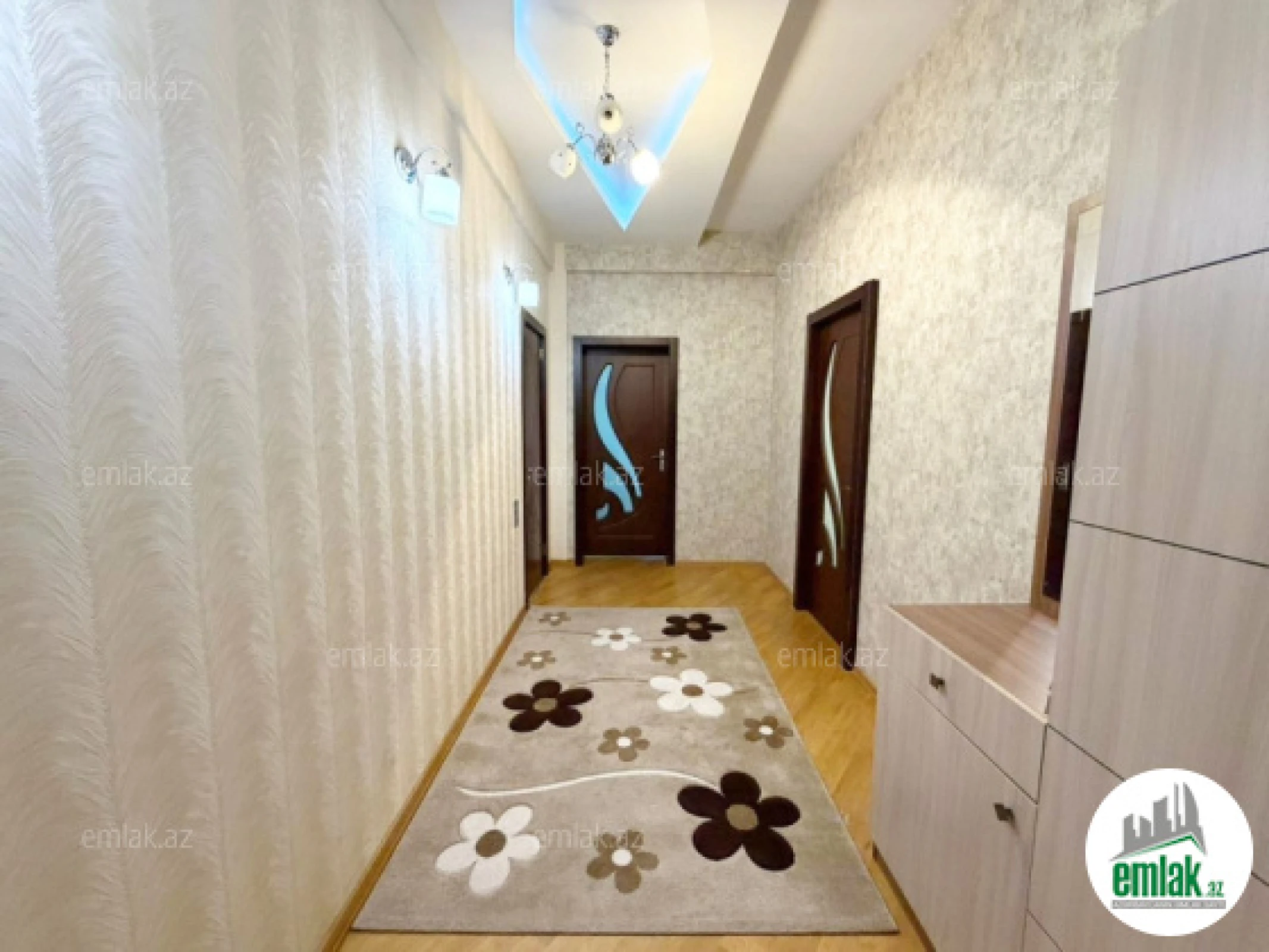 Satılır 2 otaqlı yeni tikili 80 m²