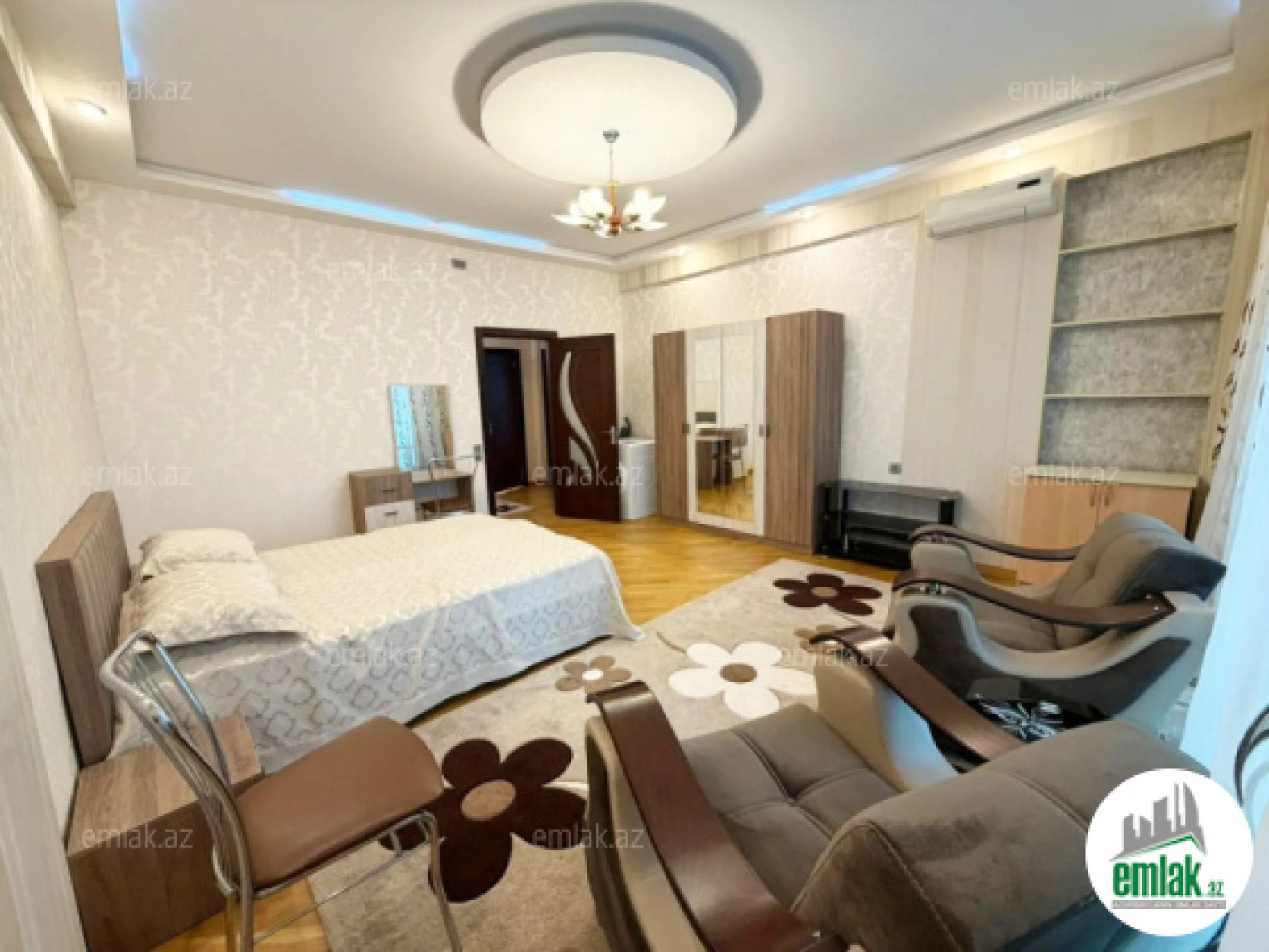 Satılır 2 otaqlı yeni tikili 80 m²