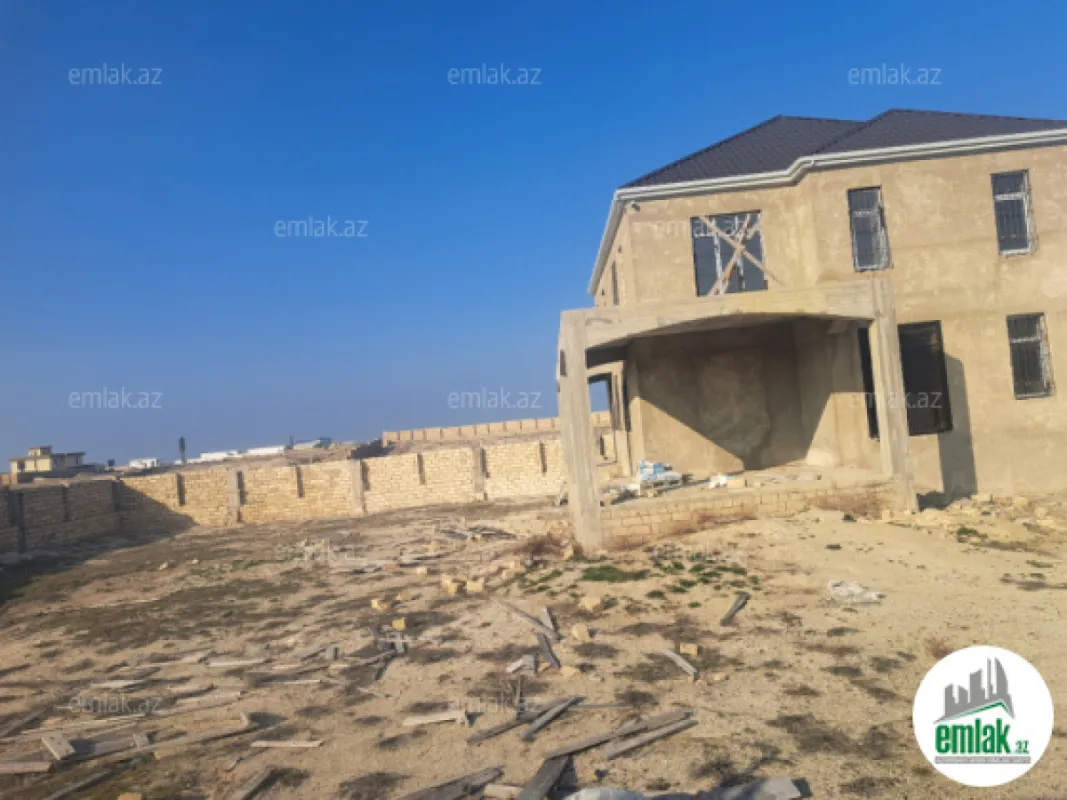 Satılır 6 otaqlı mənzil 500 m²