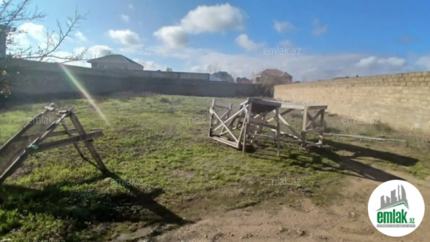 Satılır torpaq sahəsi 30 m²