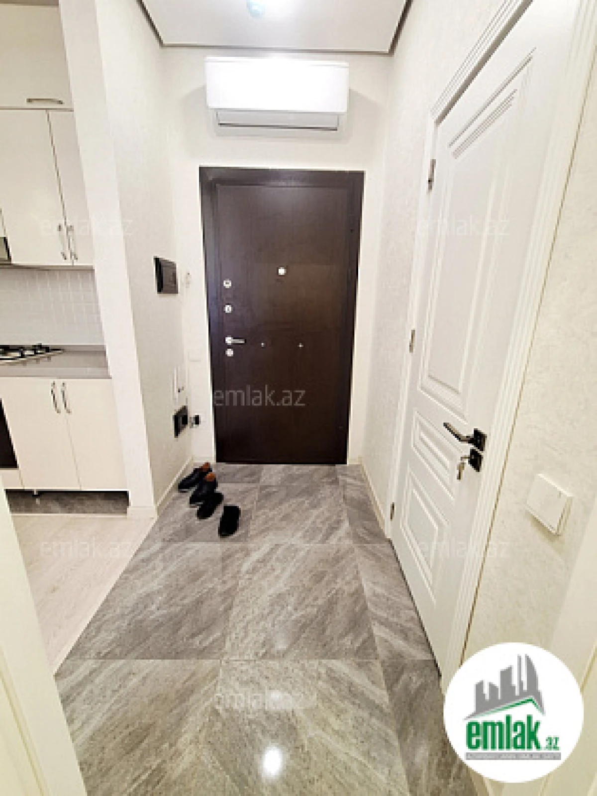 Satılır 2 otaqlı yeni tikili 50 m²