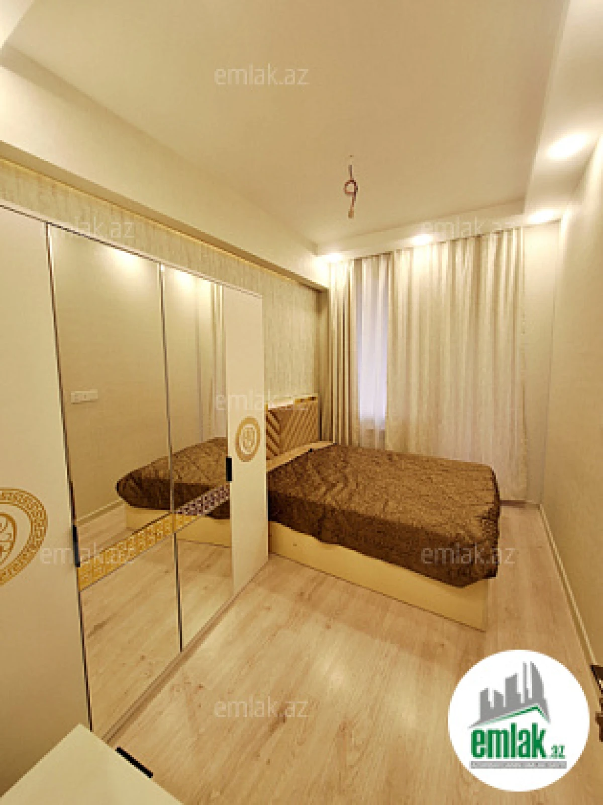 Satılır 2 otaqlı yeni tikili 50 m²