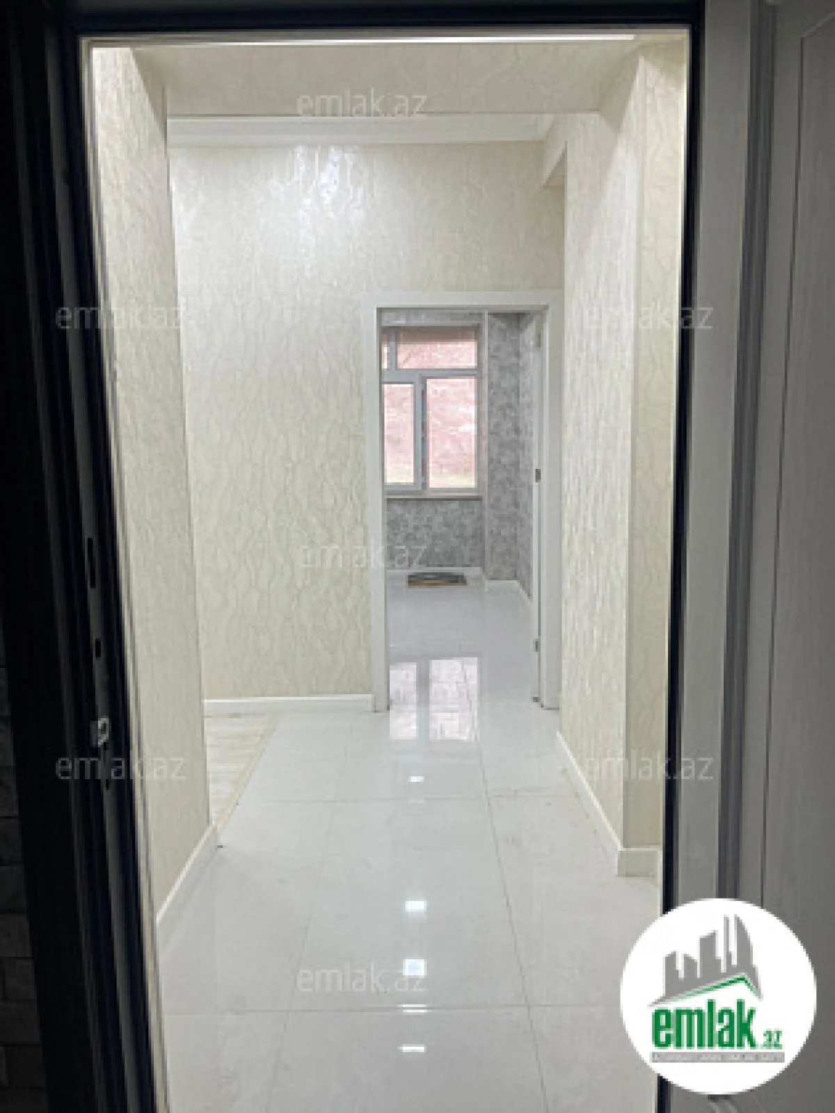 Satılır 2 otaqlı yeni tikili 62 m²