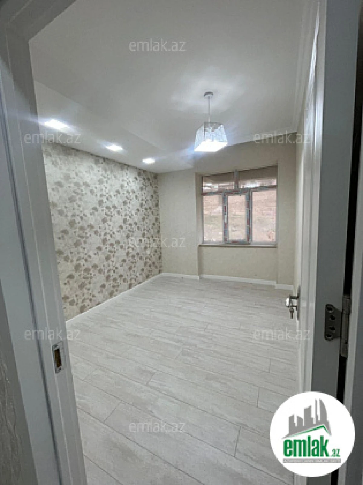 Satılır 2 otaqlı yeni tikili 62 m²