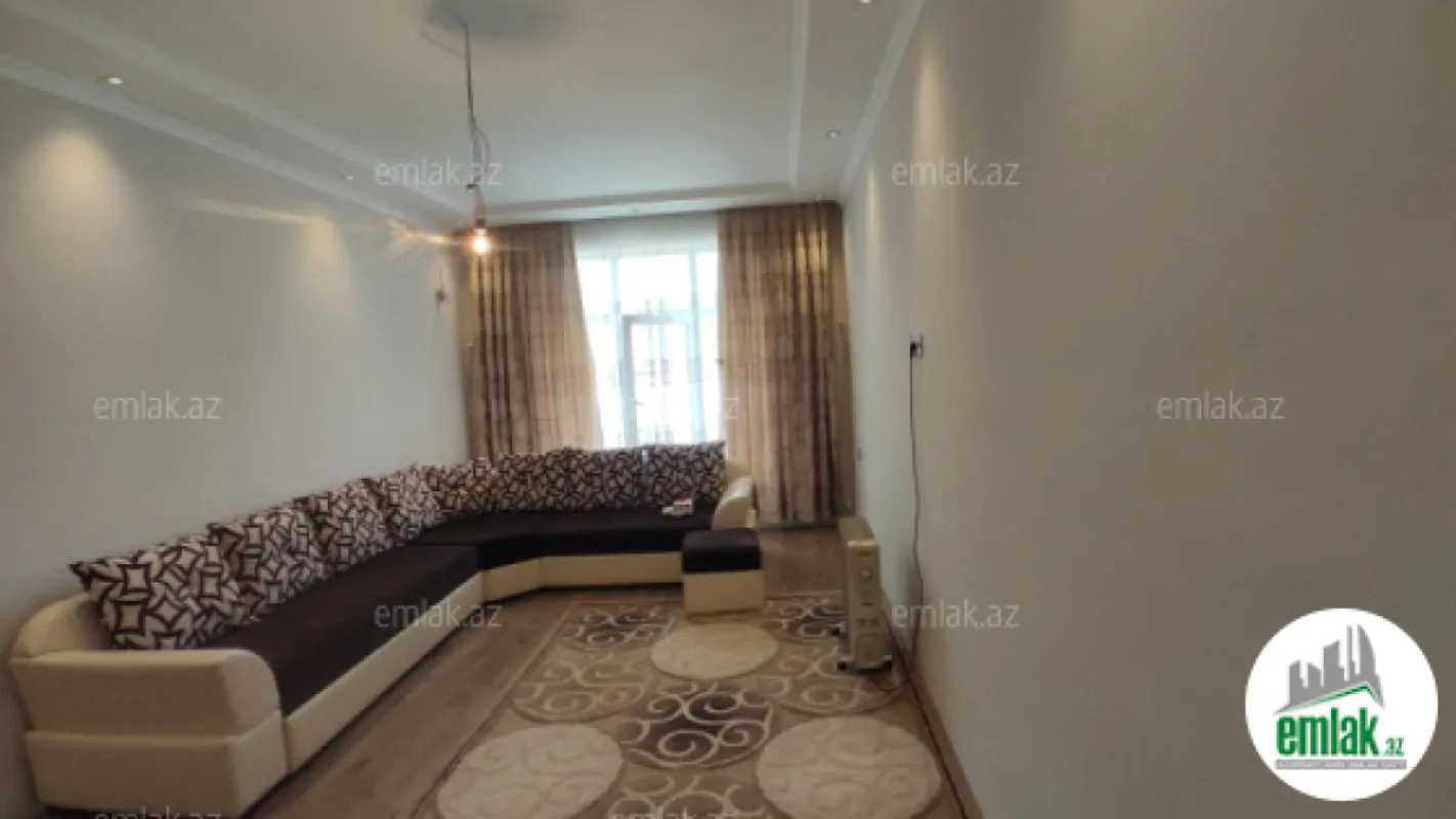 Satılır 6 otaqlı həyət evi 250 m²