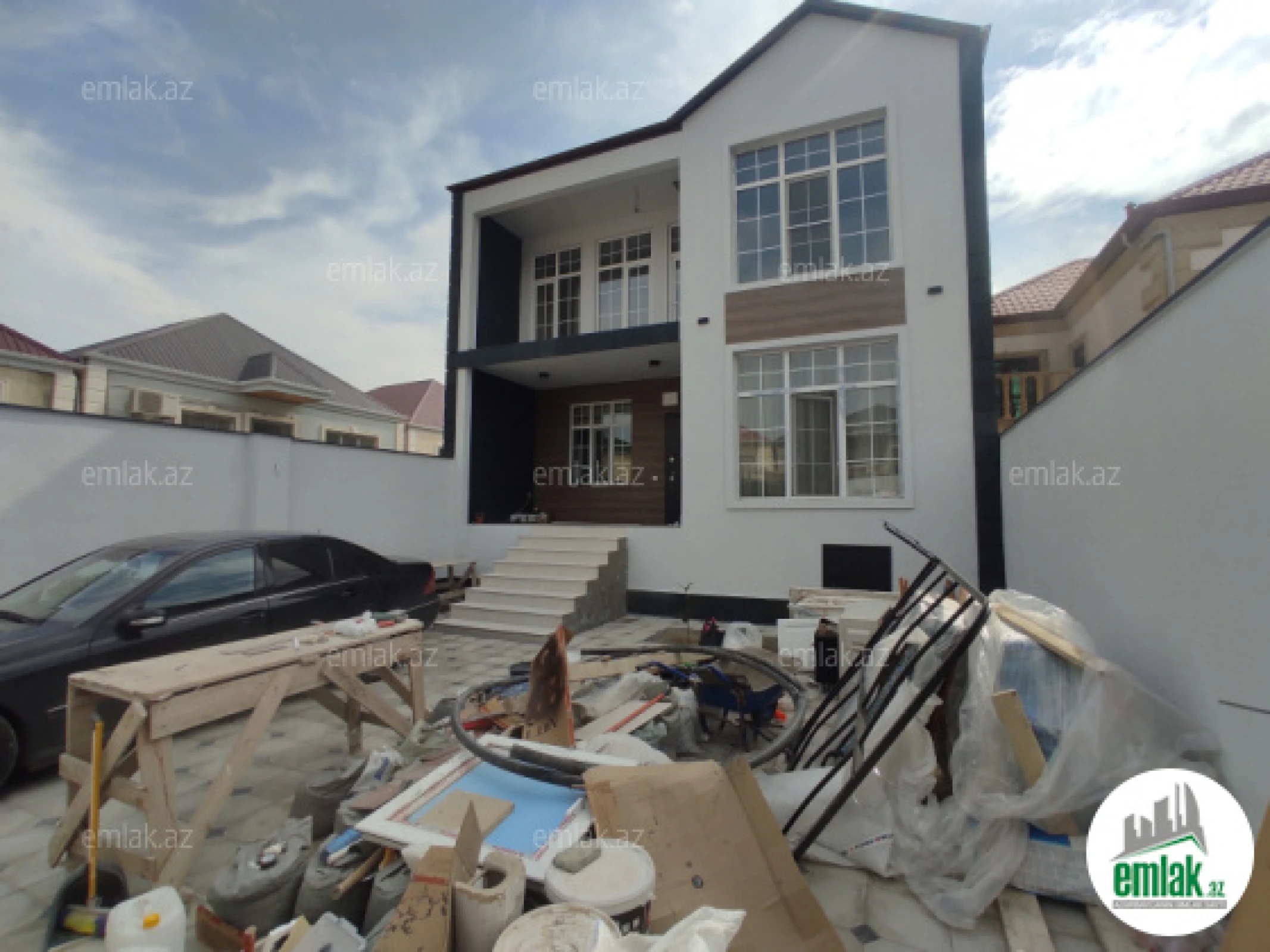 Satılır 6 otaqlı həyət evi 250 m²