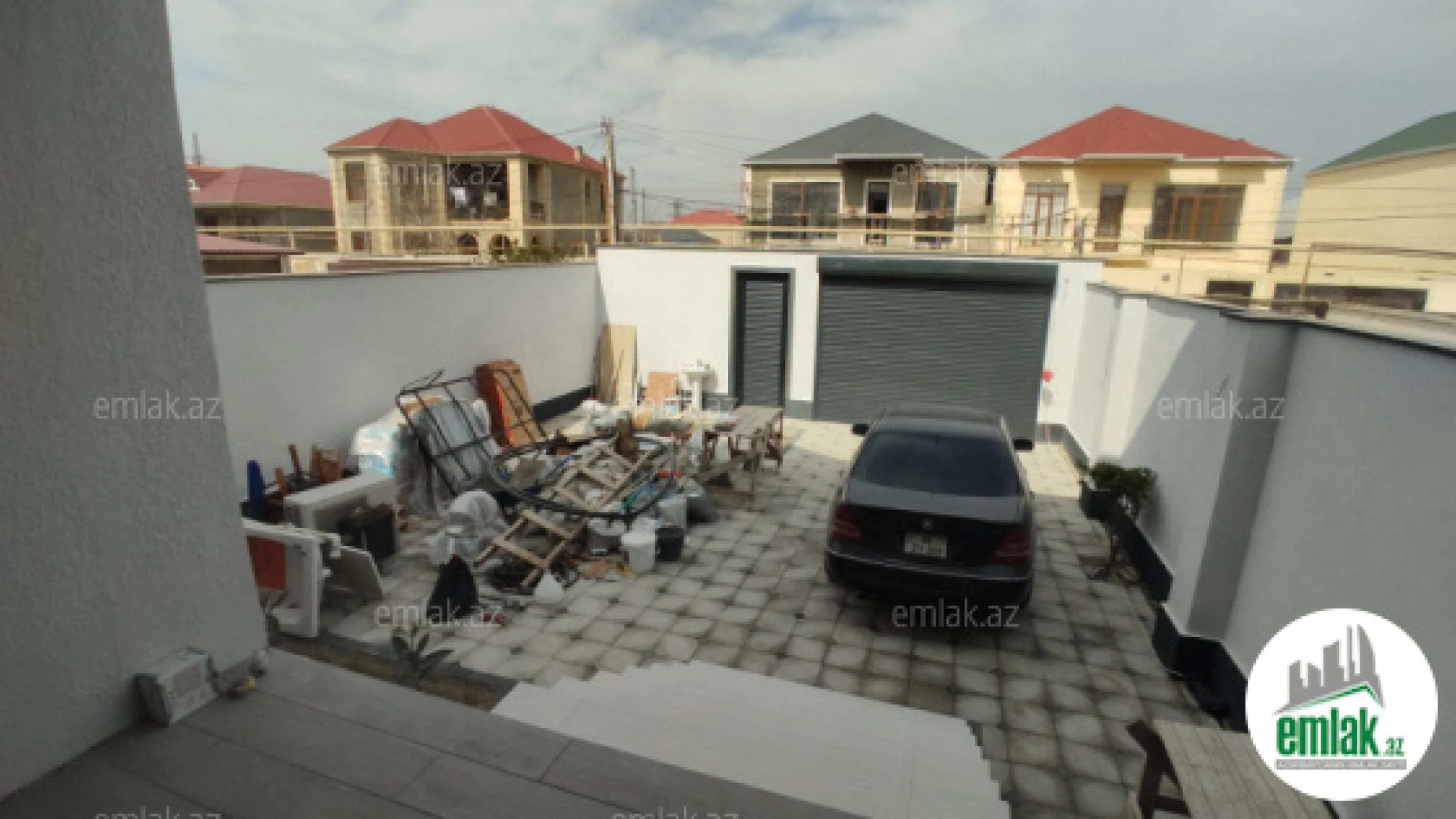 Satılır 6 otaqlı həyət evi 250 m²