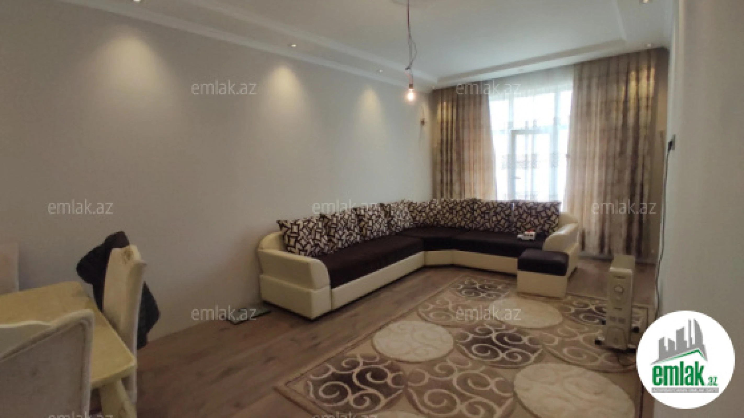 Satılır 6 otaqlı həyət evi 250 m²
