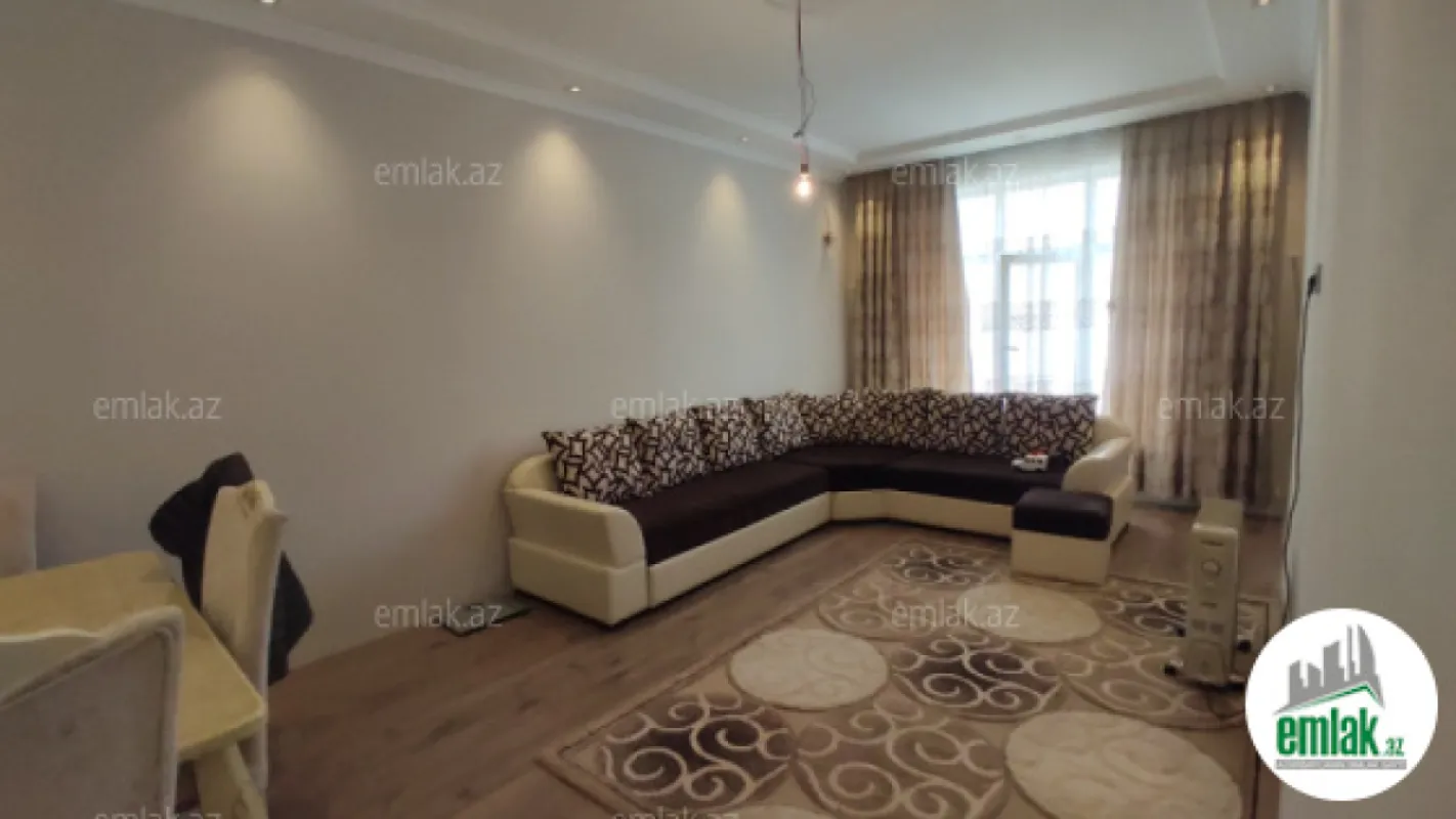 Satılır 6 otaqlı həyət evi 250 m²