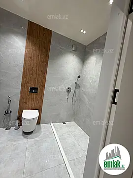 Satılır 6 otaqlı həyət evi 250 m²