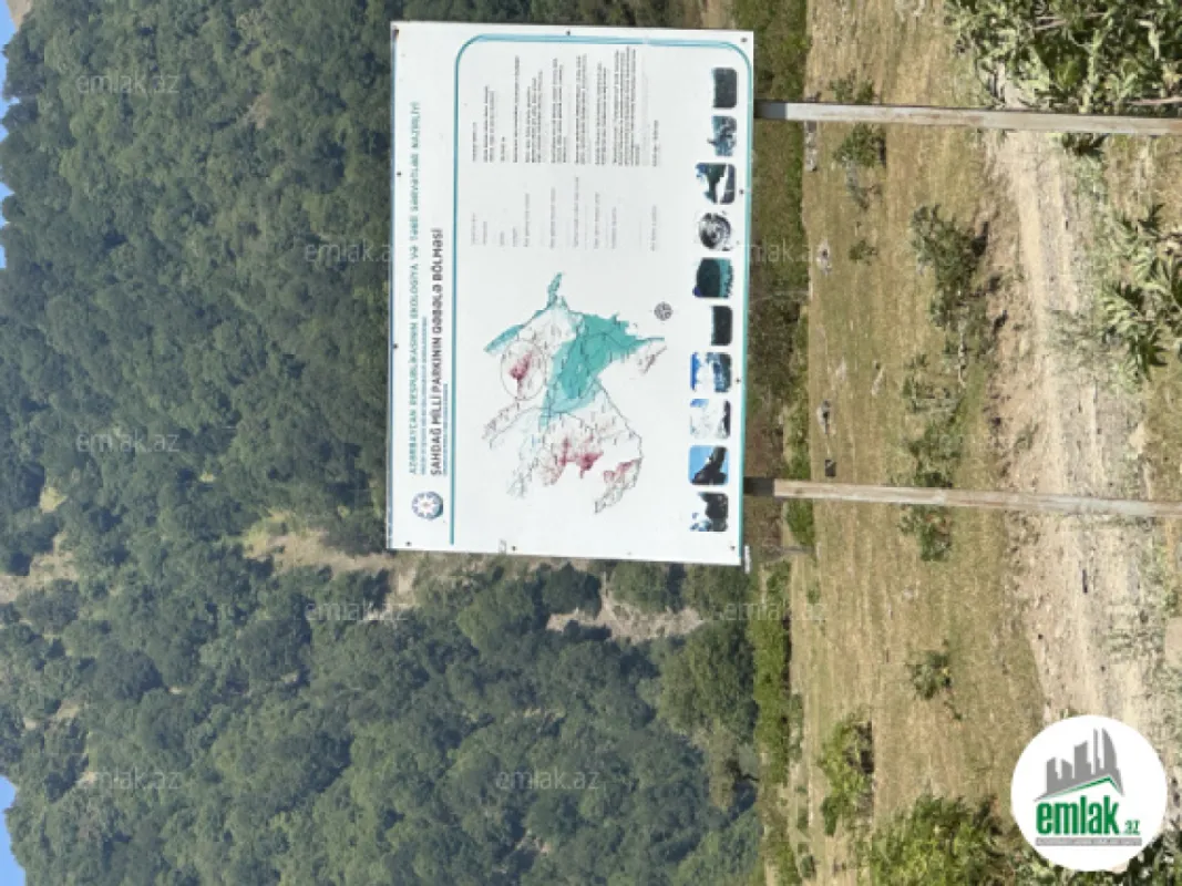 Satılır 4 otaqlı mənzil 135 m²