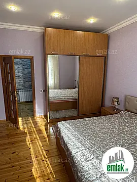 Satılır 4 otaqlı həyət evi 200 m²
