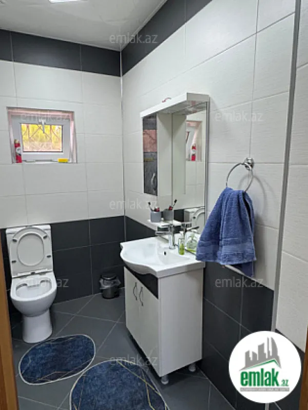 Satılır 4 otaqlı həyət evi 200 m²