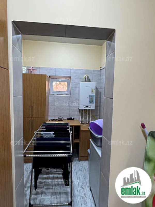 Satılır 4 otaqlı həyət evi 200 m²