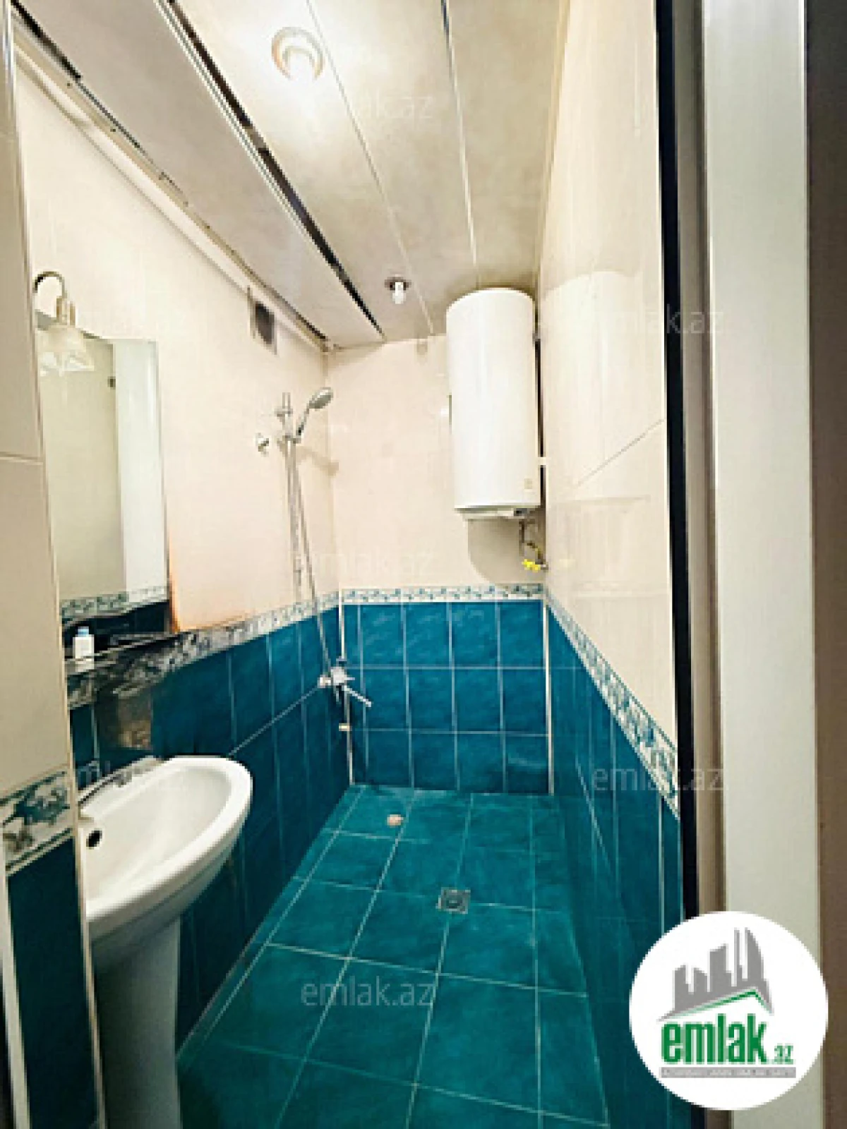 Satılır 2 otaqlı yeni tikili 65 m²