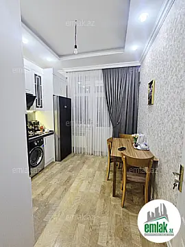 Satılır 3 otaqlı yeni tikili 105 m²