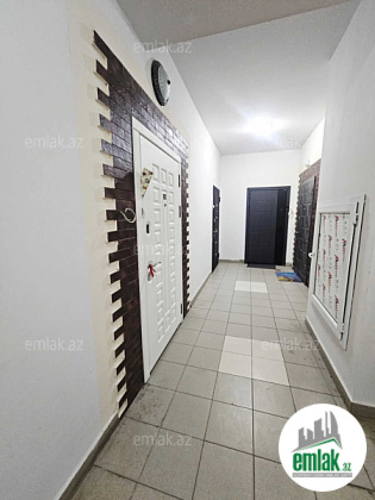 Satılır 3 otaqlı yeni tikili 105 m²