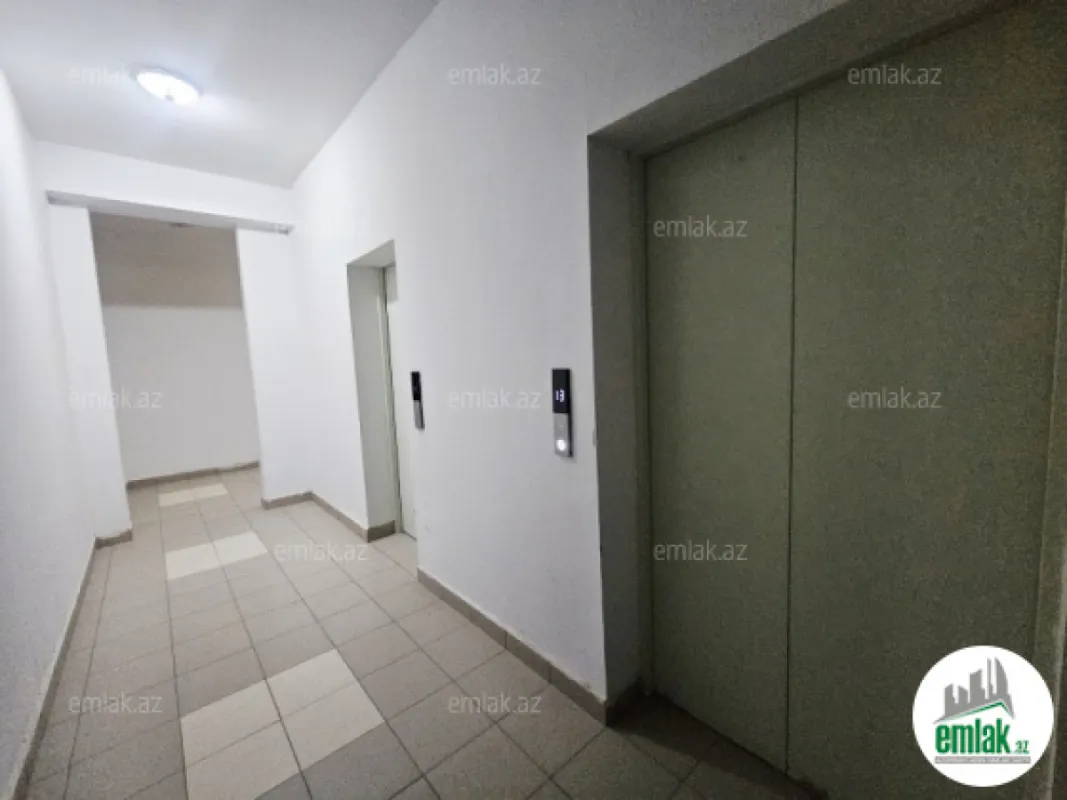 Satılır 3 otaqlı yeni tikili 105 m²