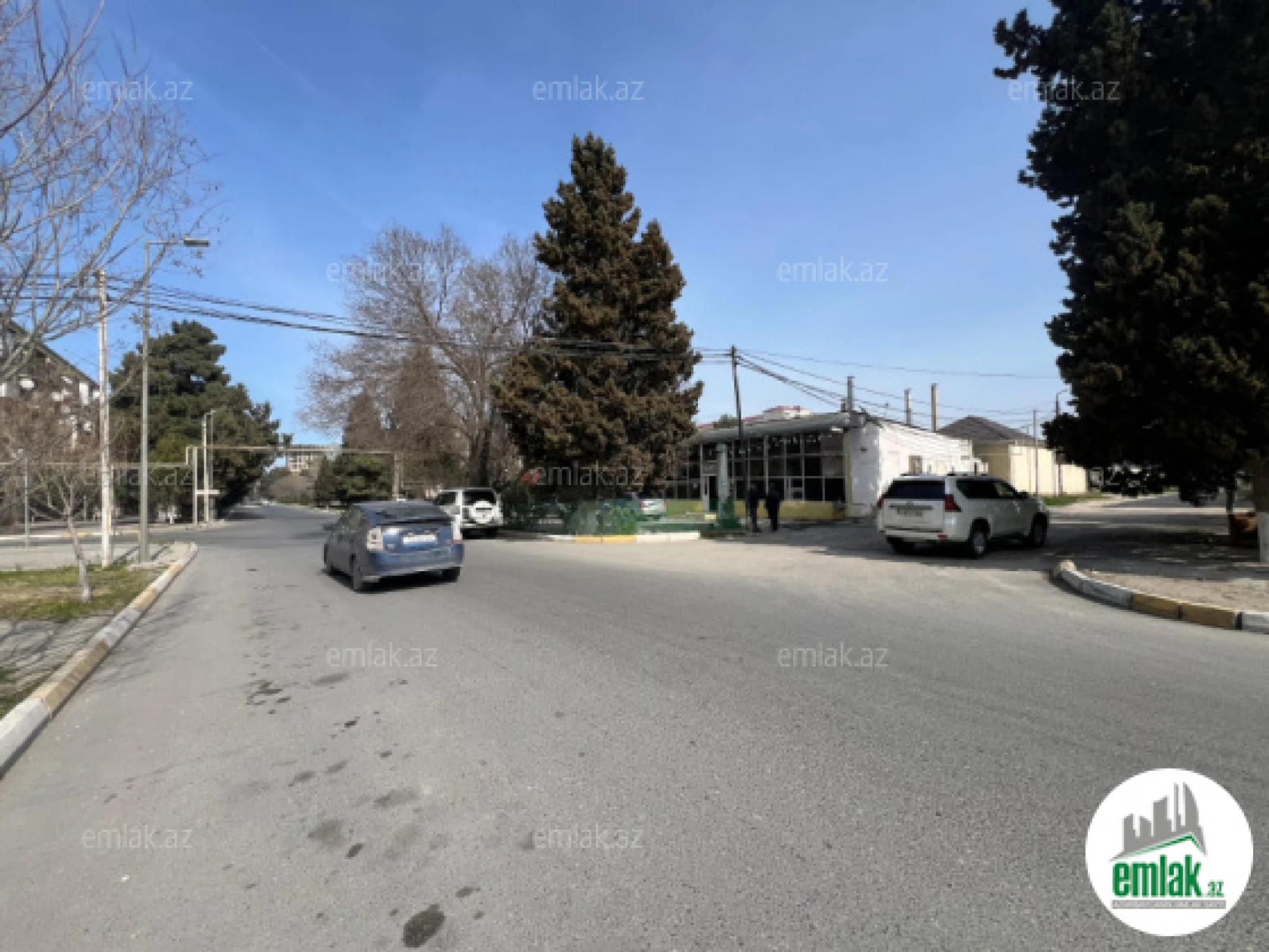 Satılır 7 otaqlı obyekt 220 m²