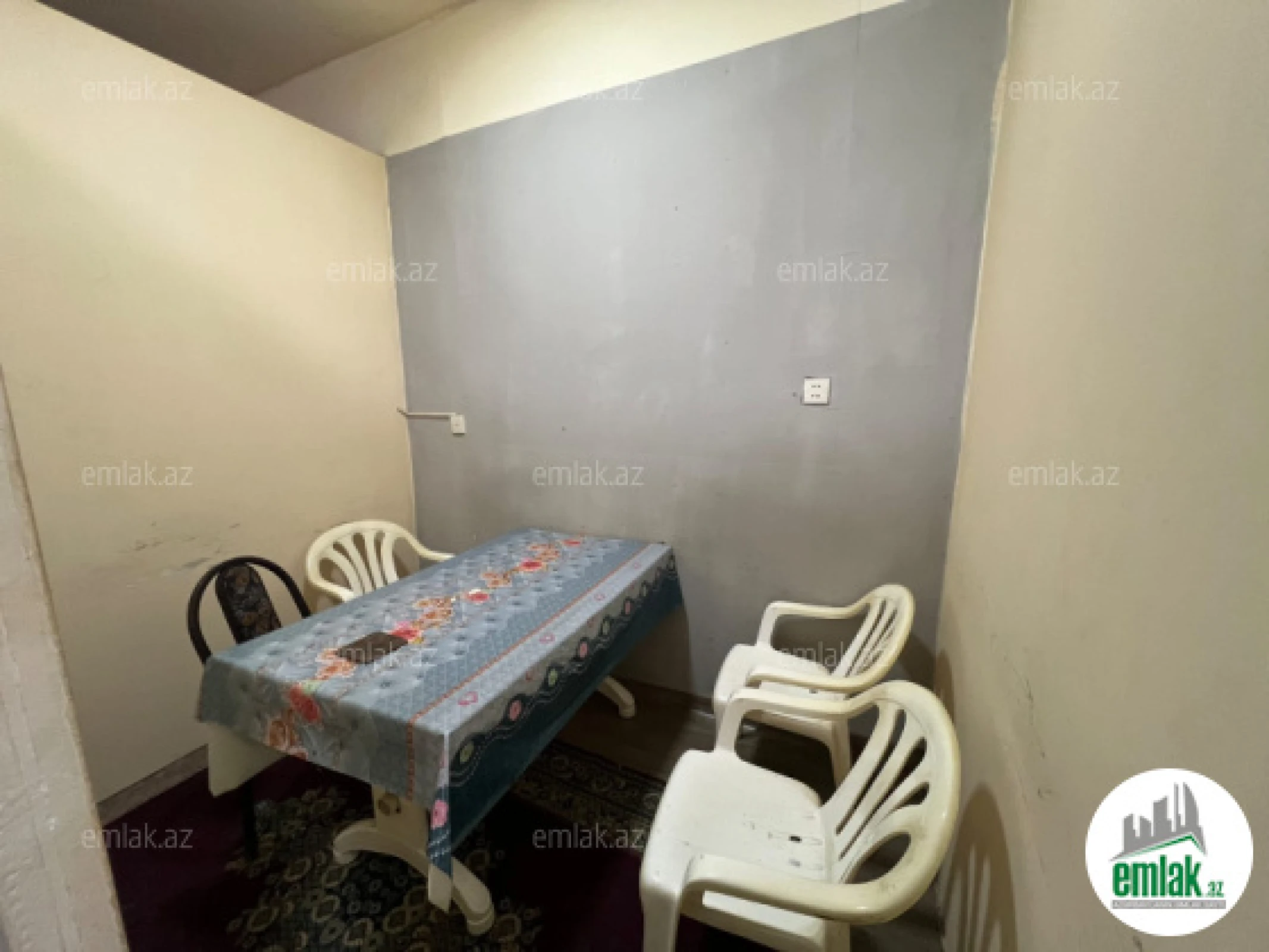 Satılır 7 otaqlı obyekt 220 m²