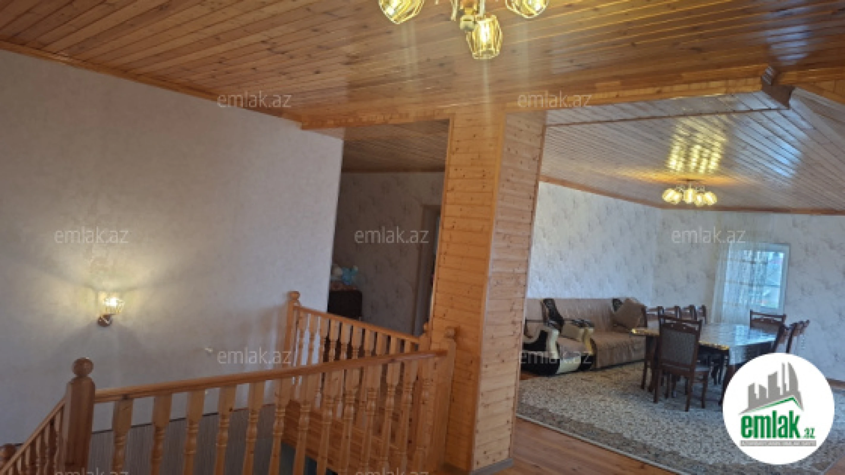 Satılır 6 otaqlı həyət evi 300 m²