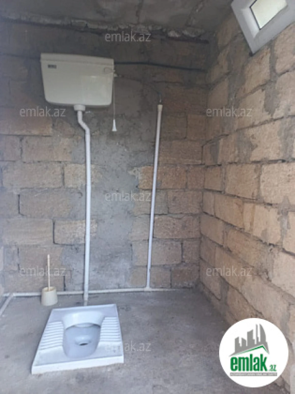 Satılır 6 otaqlı həyət evi 300 m²