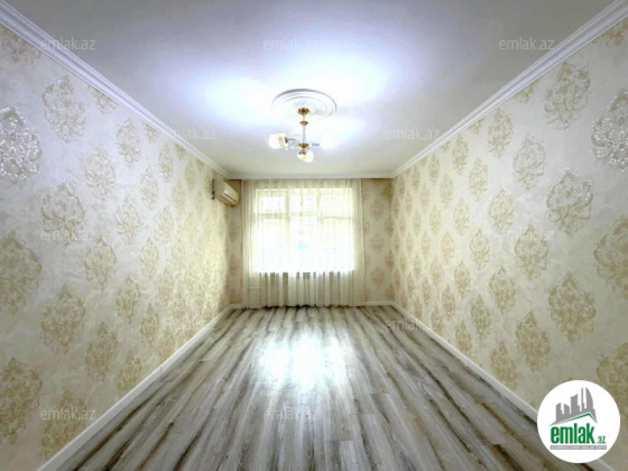 Satılır 2 otaqlı köhnə tikili 50 m²