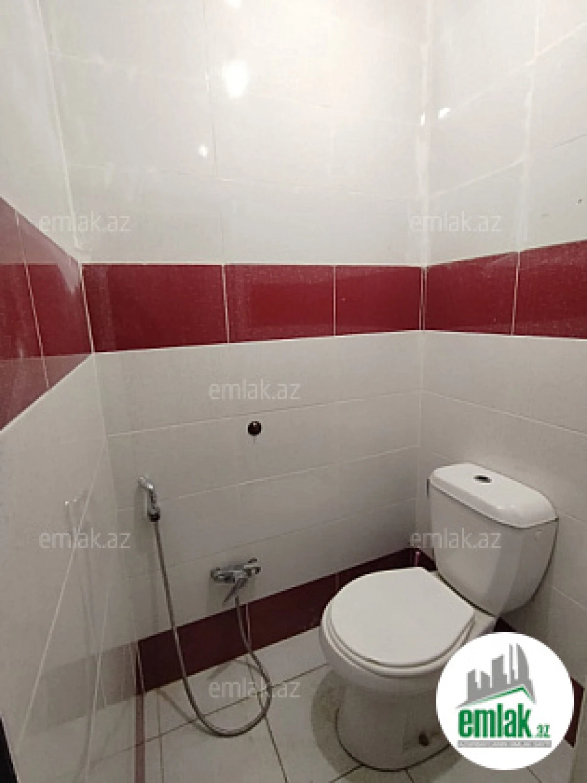 Satılır 5 otaqlı həyət evi 160 m²