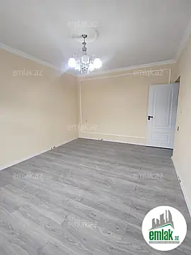 Satılır 5 otaqlı həyət evi 160 m²