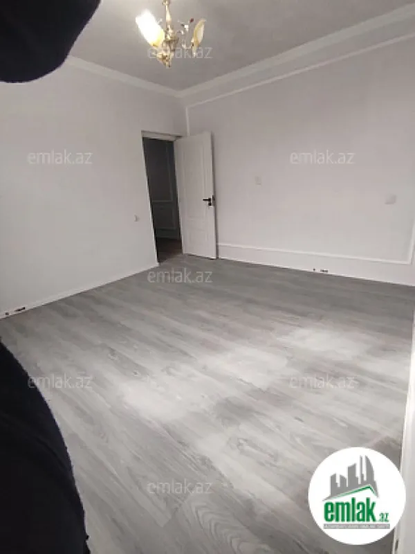 Satılır 5 otaqlı həyət evi 160 m²