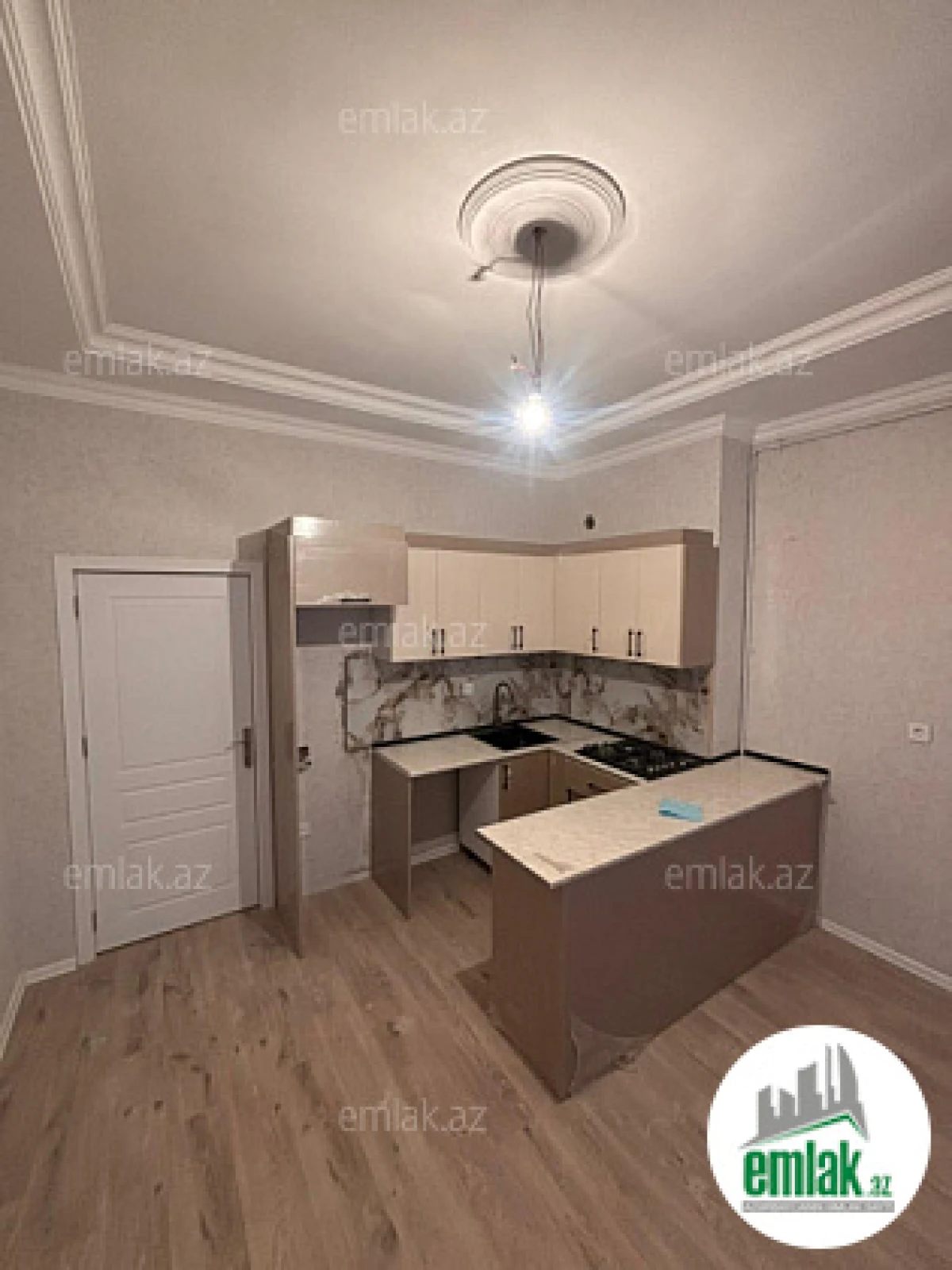 Satılır 1 otaqlı yeni tikili 45 m²