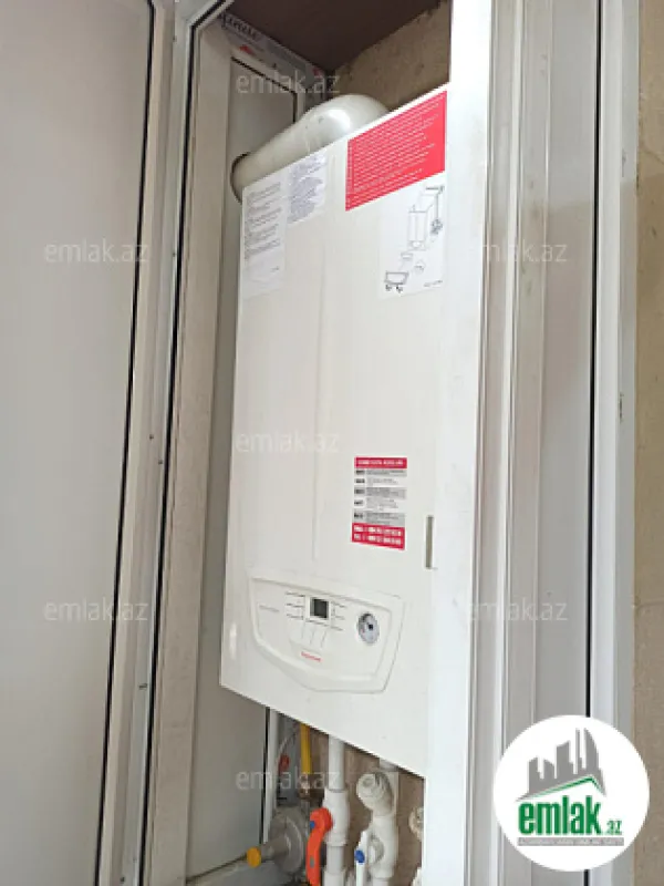 Satılır 2 otaqlı köhnə tikili 55 m²