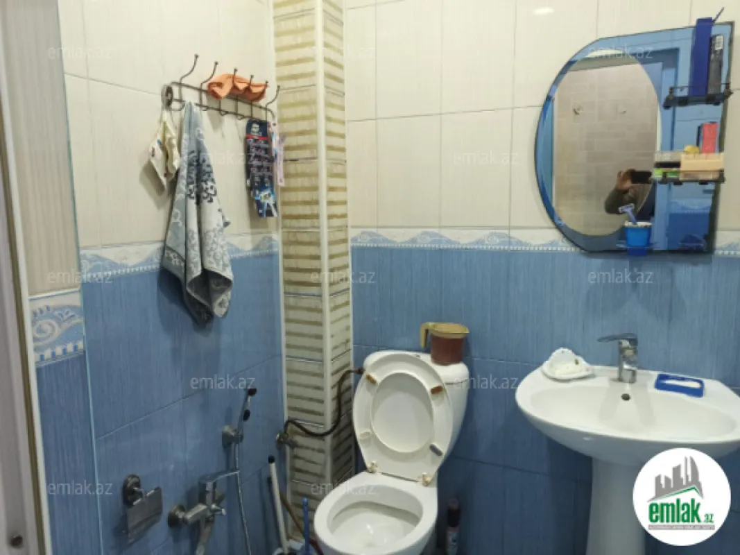 Satılır 2 otaqlı köhnə tikili 55 m²