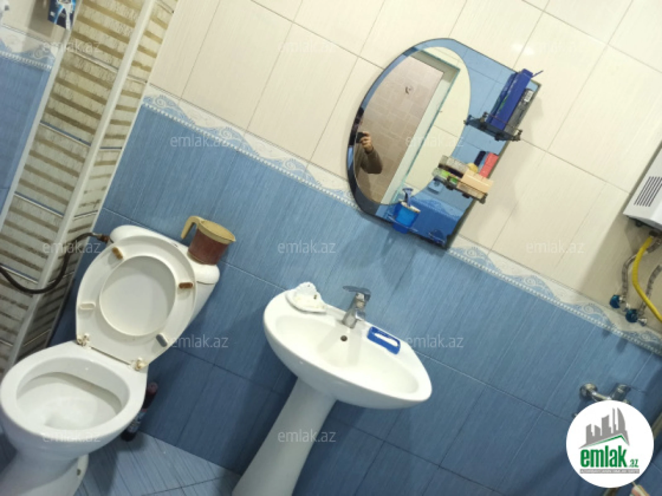 Satılır 2 otaqlı köhnə tikili 55 m²