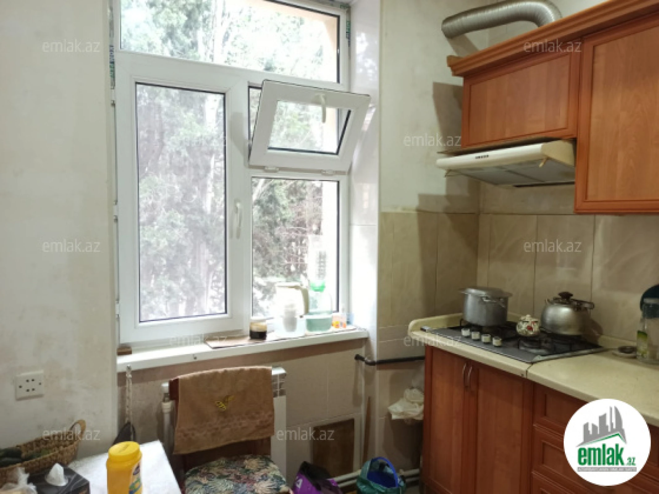 Satılır 2 otaqlı köhnə tikili 55 m²