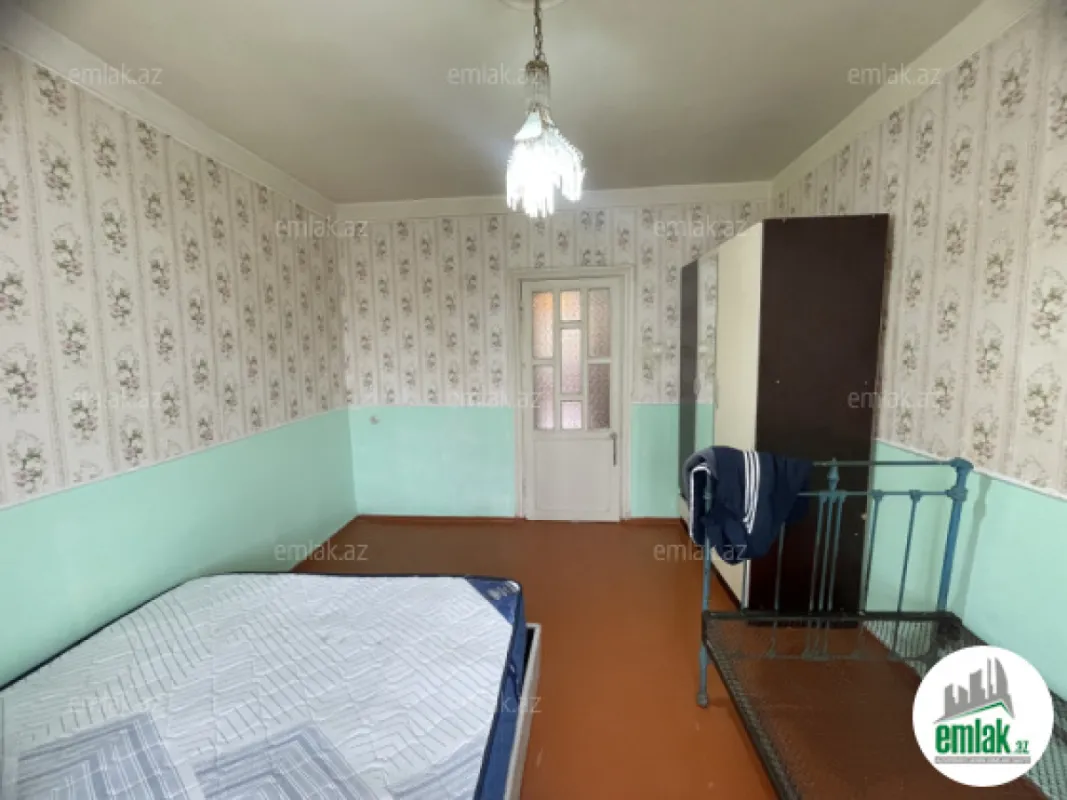 Satılır 2 otaqlı köhnə tikili 48 m²