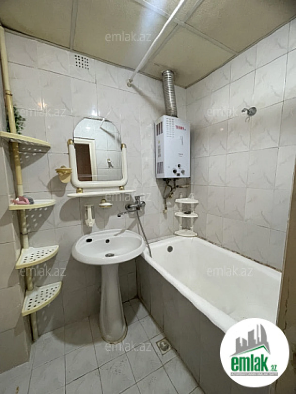 Satılır 2 otaqlı köhnə tikili 48 m²