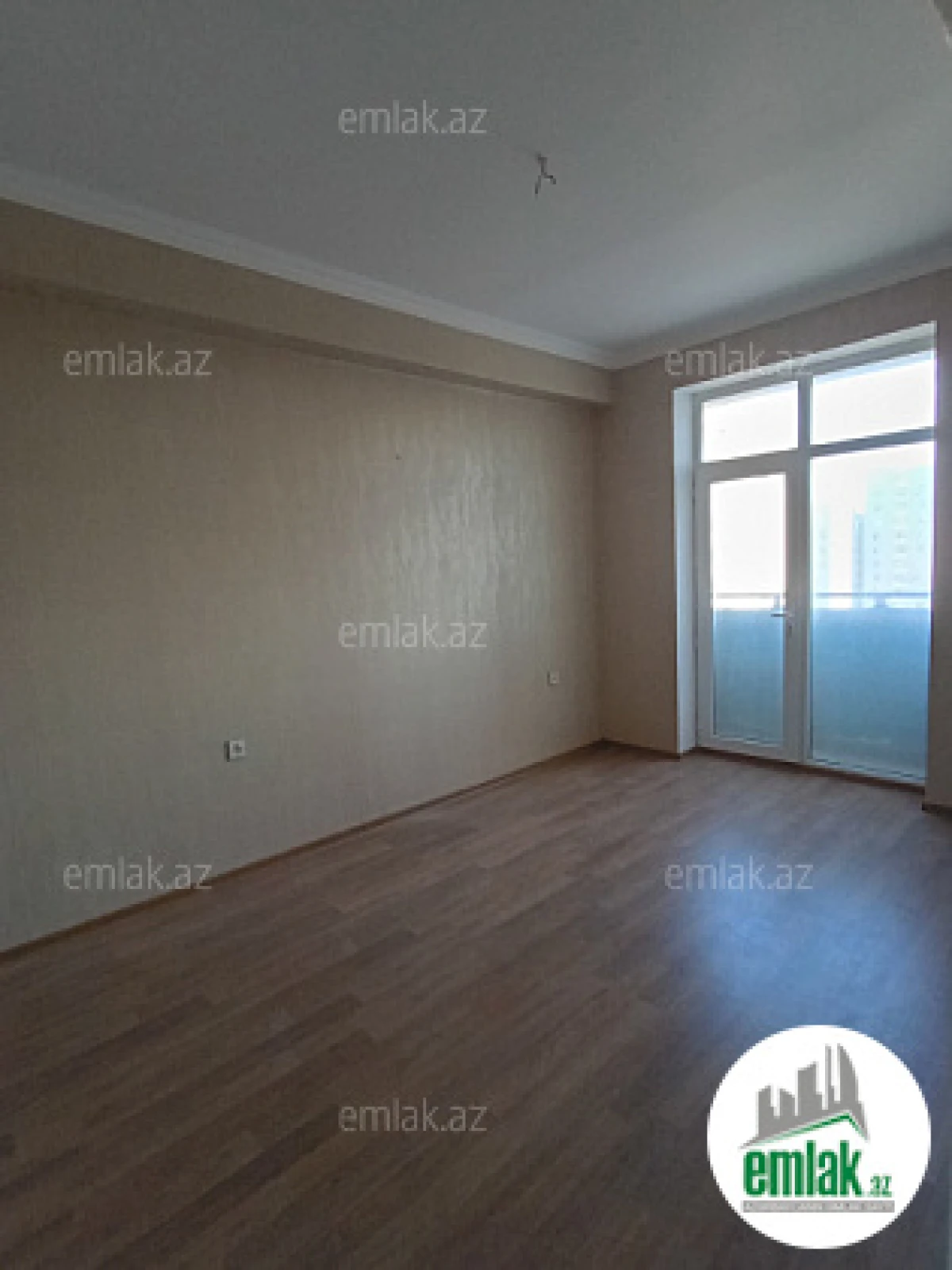 Satılır 3 otaqlı yeni tikili 77 m²