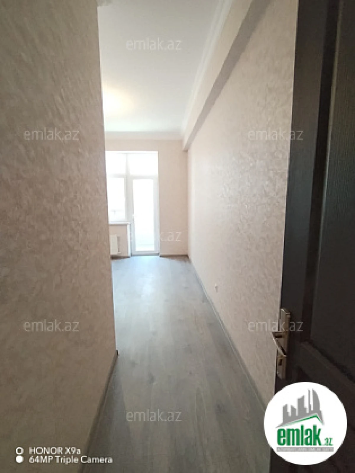 Satılır 4 otaqlı yeni tikili 99 m²