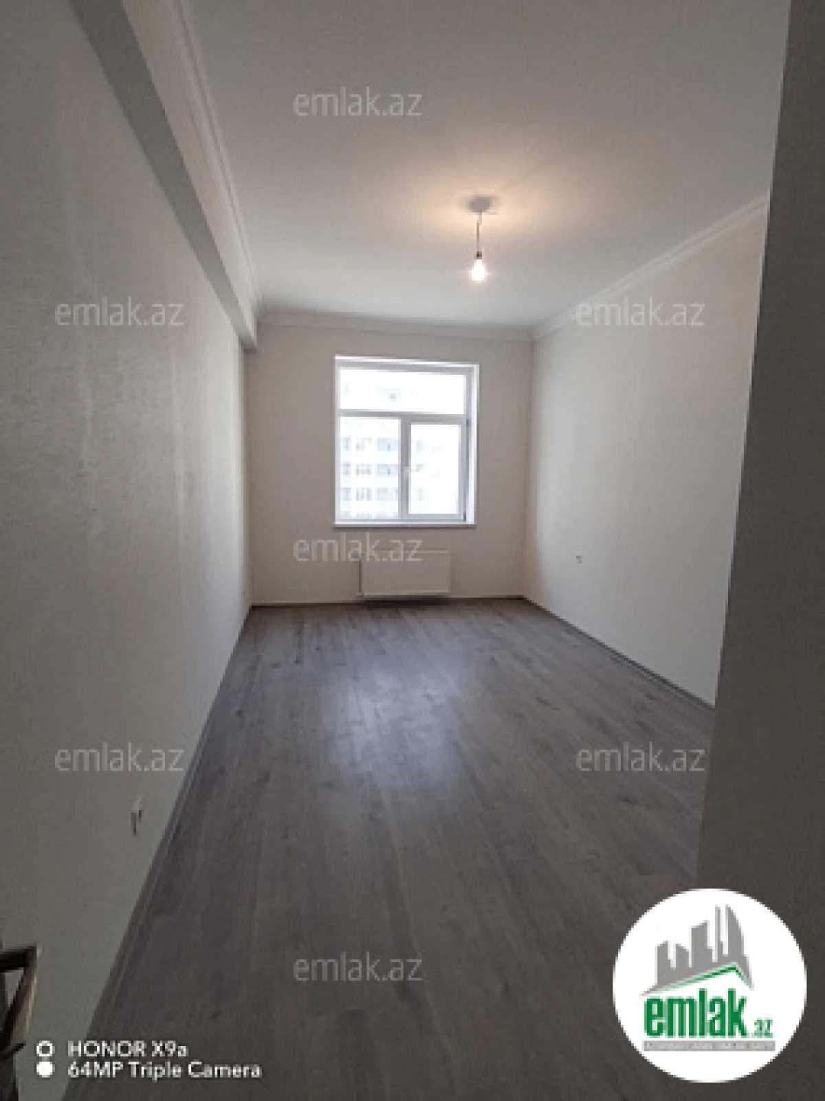 Satılır 4 otaqlı yeni tikili 99 m²