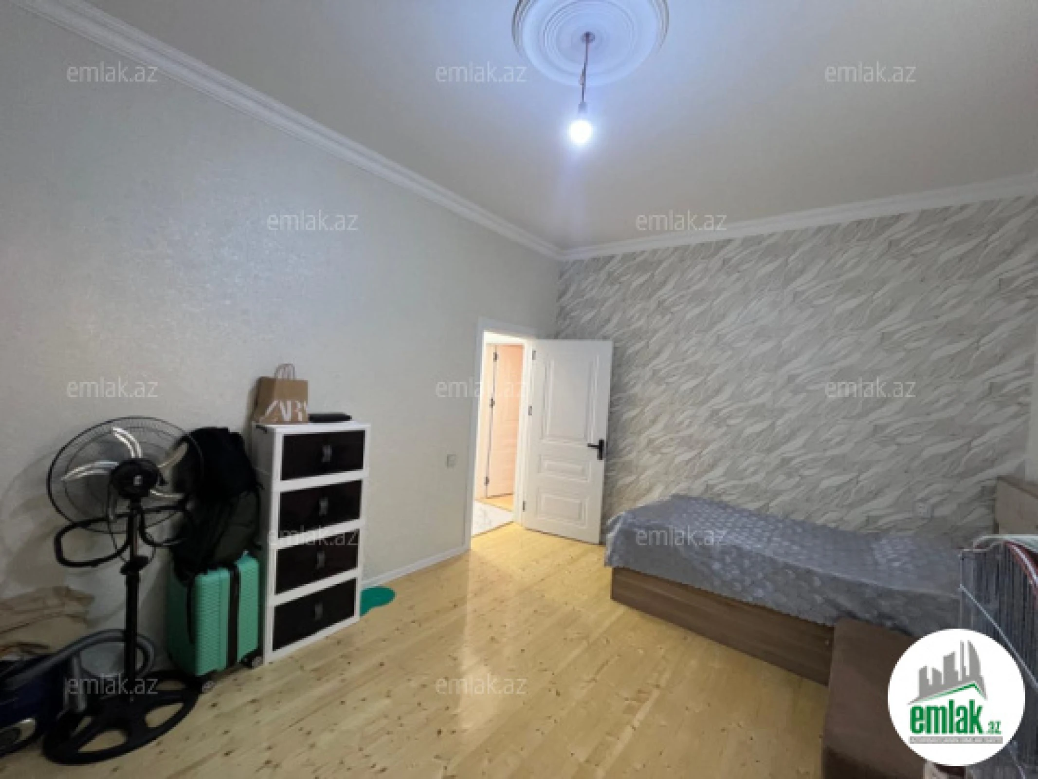 Satılır 3 otaqlı həyət evi 76 m²