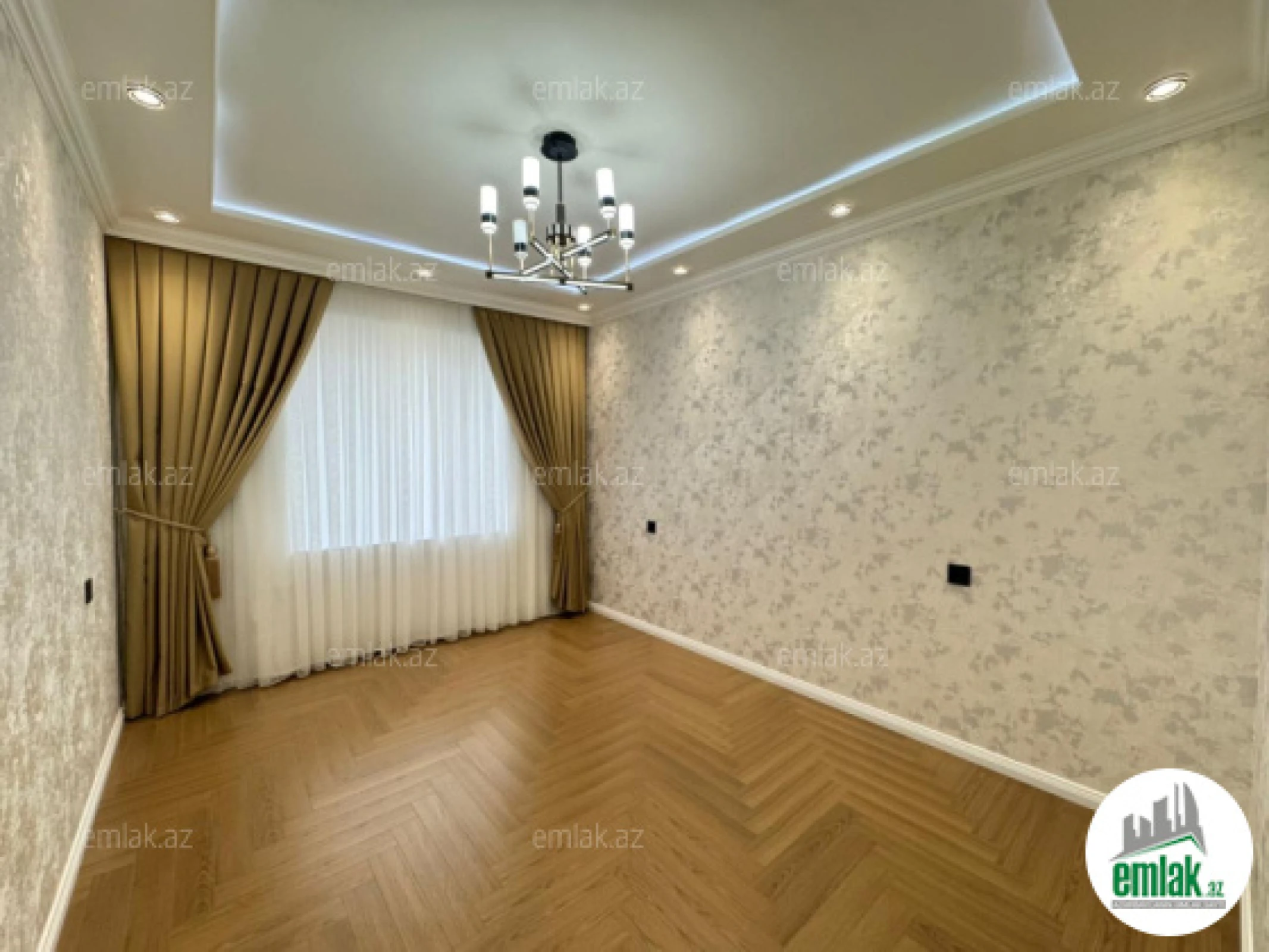 Satılır 3 otaqlı köhnə tikili 76 m²