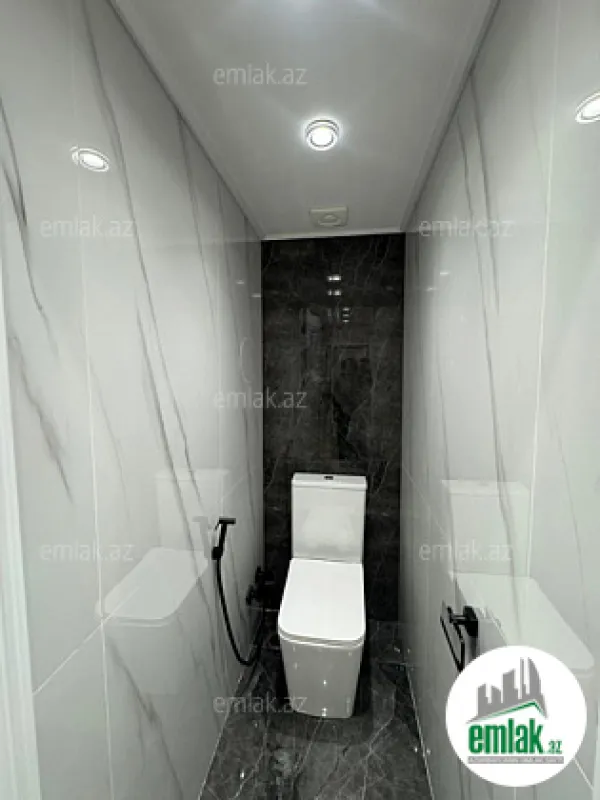 Satılır 3 otaqlı köhnə tikili 76 m²