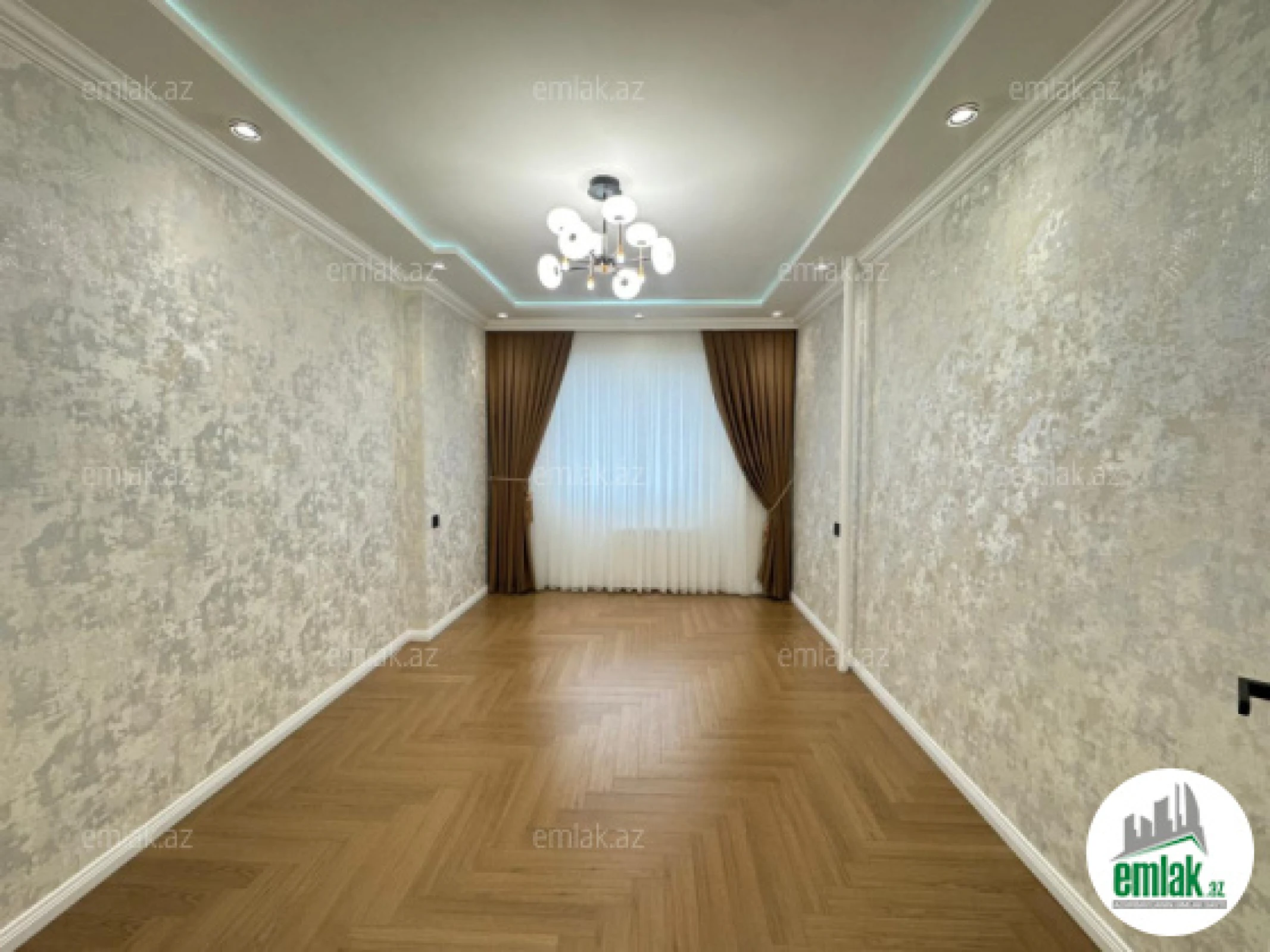 Satılır 3 otaqlı köhnə tikili 76 m²