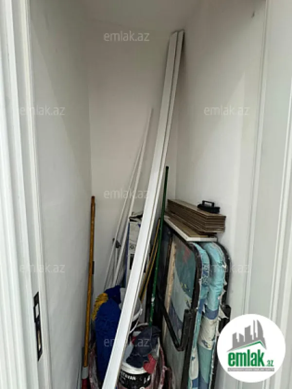 Satılır 3 otaqlı köhnə tikili 76 m²